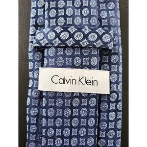 Men's Neck Tie Calvin Klein Silk L58" W2.75"